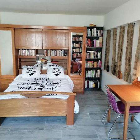 F Logement Entier 考特尼 外观 照片