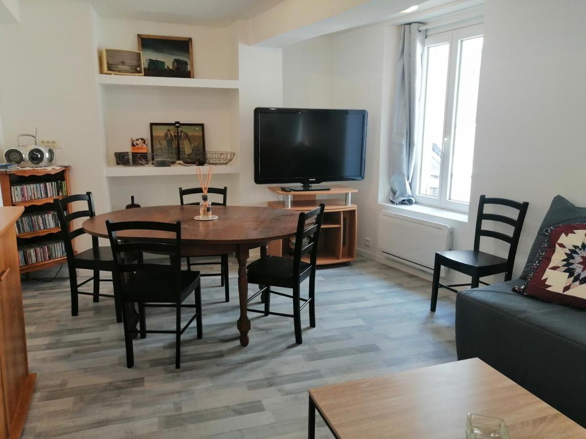 F Logement Entier 考特尼 外观 照片